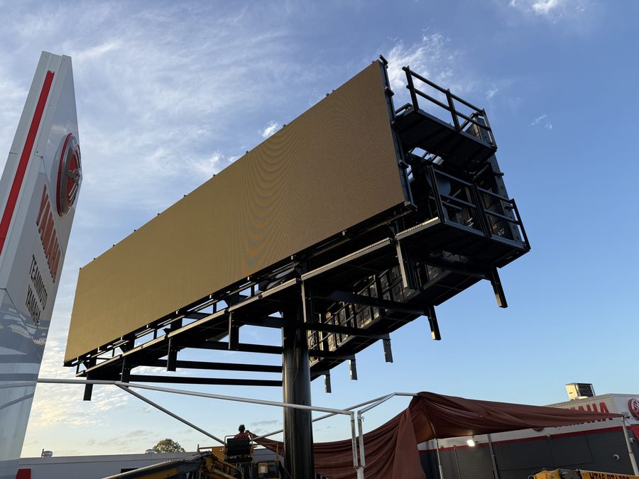 LED spectacular structure with rear service access catwalk