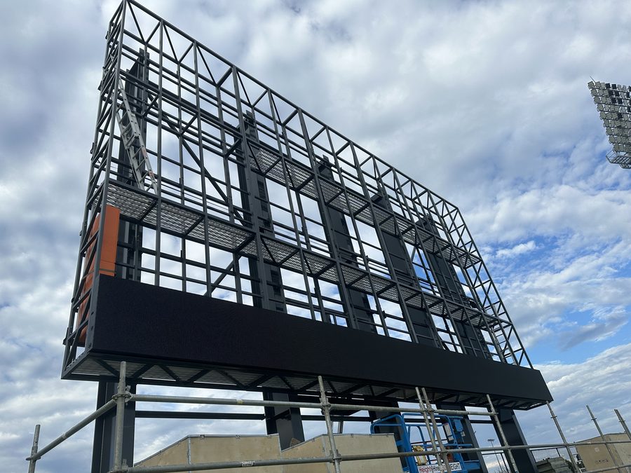 Freestanding ground-support LED structure under construction